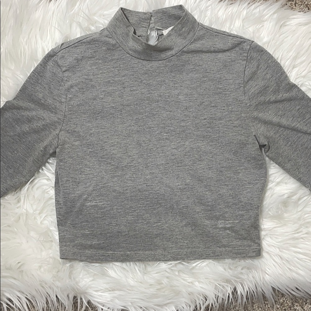 Turtle neck crop top - Picture 1 of 2